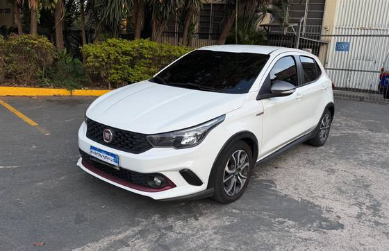 FIAT ARGO 1.8 E.TORQ FLEX HGT AT6